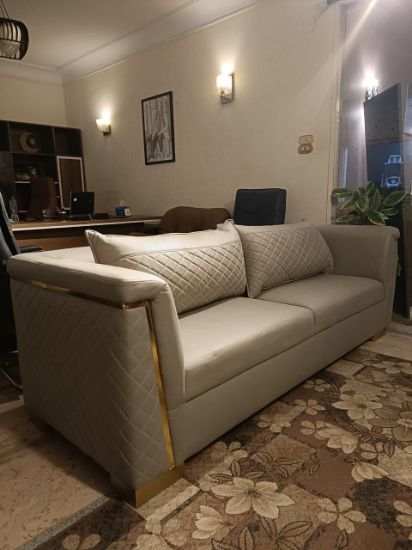 Picture of sofa 3 seater